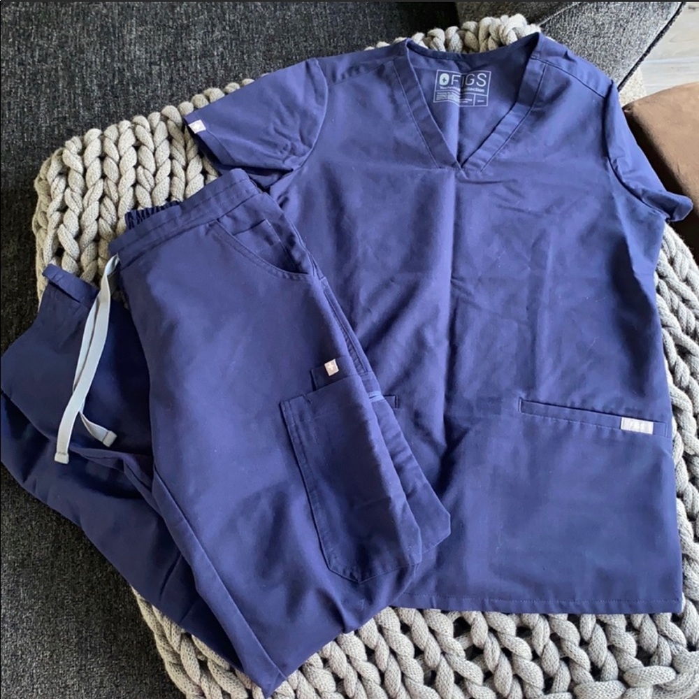 Figs Scrubs Set - comes with 3 tops!